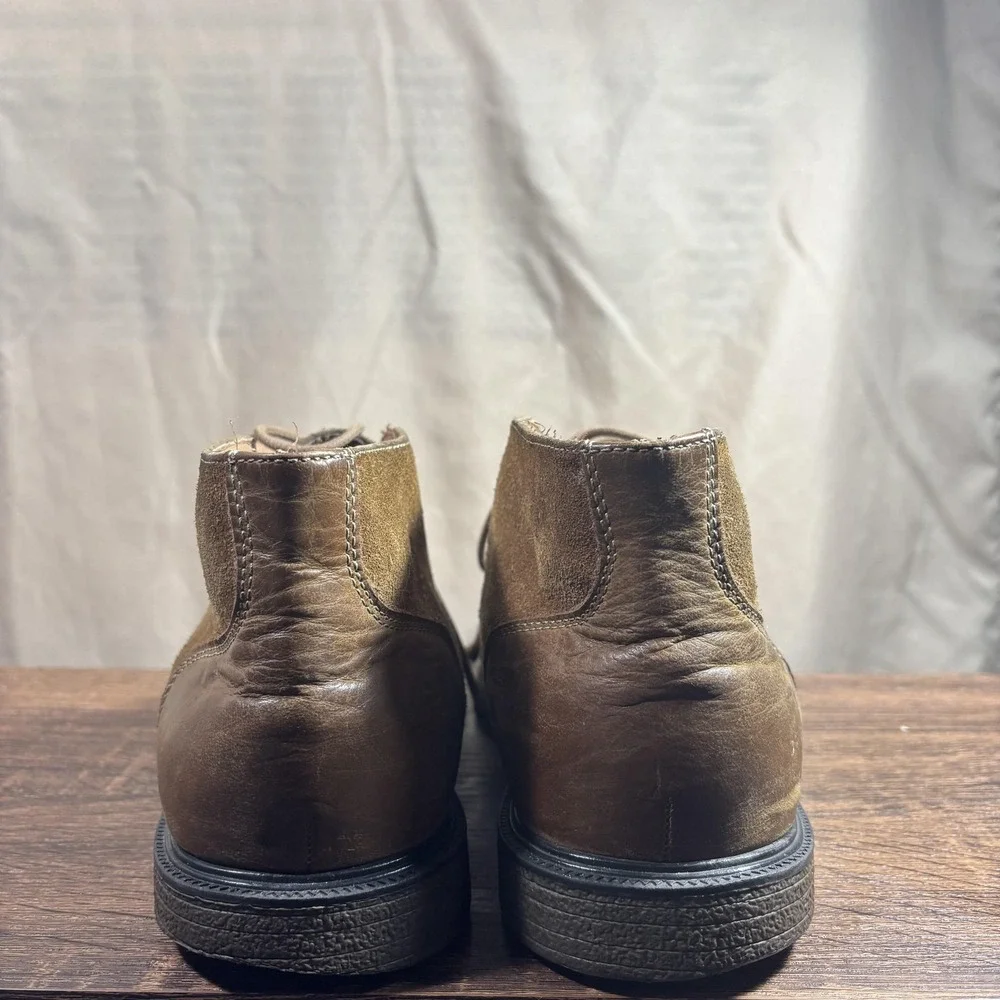 G.H. Bass & Co. Ragley Chukka Boots Mens Size 10 M Brown Suede Ankle Casual